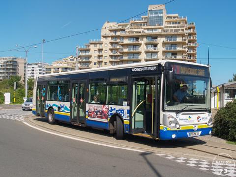 Irisbus Citelis aan De Panne Esplanade.