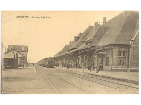 Postkaart van het oud station van Adinkerke/De Panne.