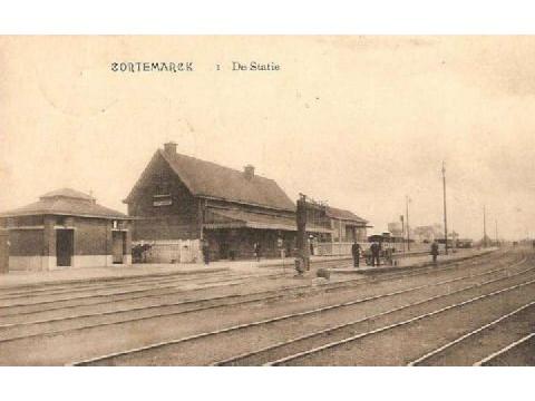 Postkaart van het oud station van Kortemark.